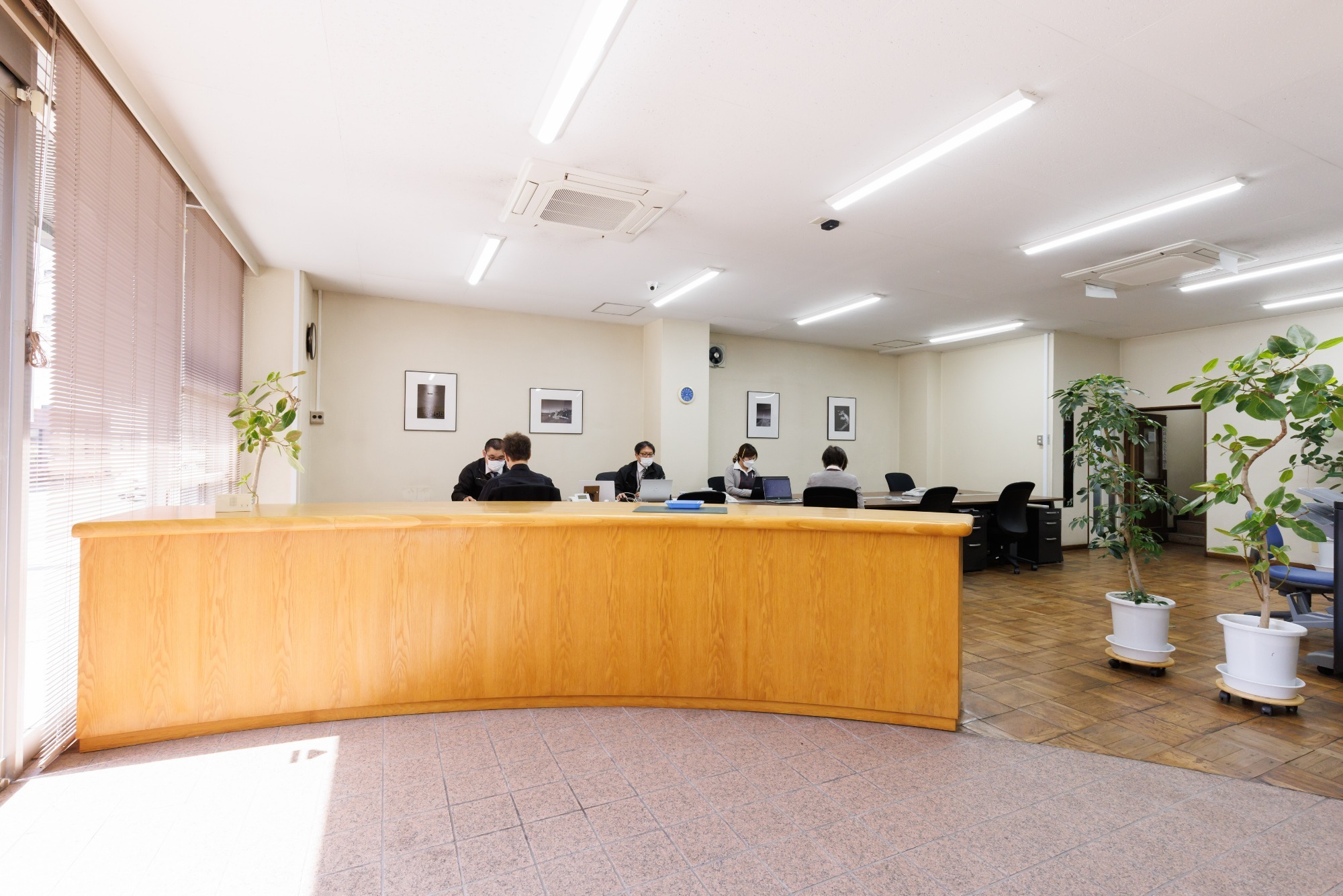 写真：内観